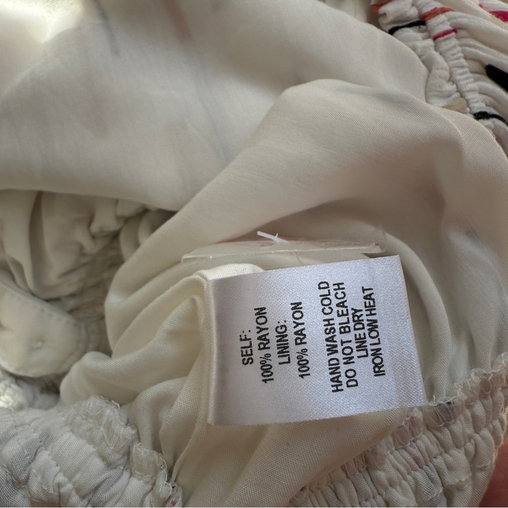 Lulu’s White Off‎ Shoulder Jumpsuit Sz S - Picture 3 of 11